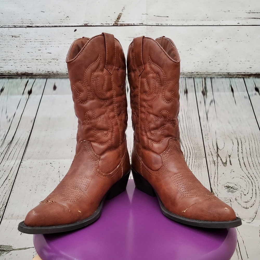 Madden Girl Sanguine Western Boots